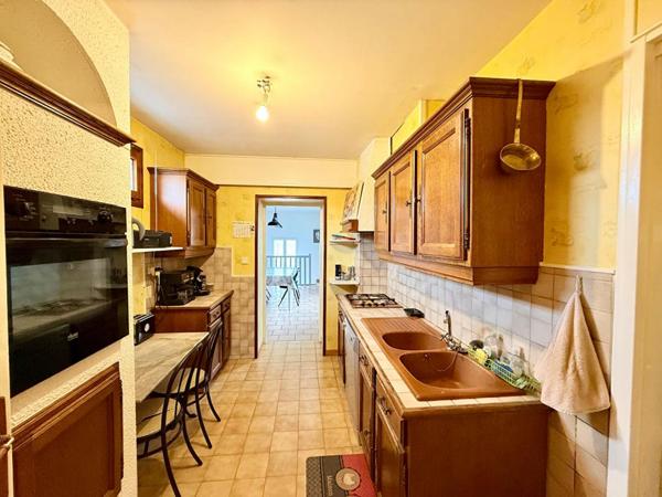 Maison sur sous-sol aménagé Moneteau 6 pièce(s) 152 m2