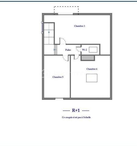 Découvrez cette vaste maison de 210m², 8 pièces,  une perle rare  sur le Hameau de Vosves rattachée à la commune de Dammarie-les-Lys et à quelques mètres de Boissise-Le-Roi et de Pringy. Nichée dans un environnement résidentiel recherché et entourée de verdure, elle offre un cadre de vie harmonieux et paisible où chacun peut avoir son espace personnel à l'intérieur comme à l'extérieur.

Cette maison de style architecte vous accueille avec sa grande cuisine toute équipée de 18m2 et son cellier. L'espace de vie se compose de deux salons cosy de 35 et 30m2 dont un équipé d'une belle cheminée . L'accés à la grande terrasse ombragée et exposée sud se fait à partir de toutes les pièces.
Au même niveau, découvrez une magnifique suite parentale de presque de 40m2 avec sa salle de douche et son dressing.
Deux autres chambres  tout aussi charmantes et de trés bonne taille (25 et 15m2) ainsi qu'une salle de bain avec douche et baignoire et des wc complètent le niveau.
Toutes les chambres donnent sur une terrasse avec vue sur le bois.

A l'étage, l'espace enfant compte deux chambres enfants et une pièce pouvant faire office de bureau, dressing, petite chambre ou une troisème salle de bain. Un deuxième wc complète le niveau.
Pour encore plus de confort, la maison compte également  deux grandes pièces de rangement.

Le jardin entièrement cloturé offre de nombreux arbres fruitiers ( cerisiers, pruniers, pommier, olivier, noisetiers) ainsi qu'un accés privé au bois. Les arbres permettent une fraicheur même pendant les fortes températures. 
Vous y trouverez également un puit et un cabanon de jardin.
Le terrain est piscinable et un espace pour votre futur jacuzzi est déjà prêt.

Dotée de quatre places de parking dont une avec carport, cette maison  offre un confort inestimable. 

Profitez des groupes scolaires, commerces et transports à proximité pour un quotidien simplifié ( centre commercial Chamlys, RER D station Vosves, bases de loisirs...)

Les plus:
- DPE C
- maison sans travaux; chaudière changée en 2025, toiture en partie révisée en 2023.
- exposition sud, terrasse ombragée
- pièces de belles dimensions offrant une intimité à chacun
- volets roulants, portail électrique.
-vide sanitaire
- plusieurs places de parking
- rue uniquement pavillonnaire, 
- 6 mn à pieds du RER D , station Vosves
- 10 mn du chemin de Halage (bord de Seine)
- ecole primaire et bus à proximité

Cette magnifique maison et son jardin au charme indéniable n'attendent que vous et votre famille.
La demeure peut faire également l'objet d'un projet pour un investisseur. Plusieurs entrées sont possibles et notamment les chambres du rez-de-chaussée qui possèdent toutes leur entrée par l'extérieur.

Visite possible tous les jours même le soir..