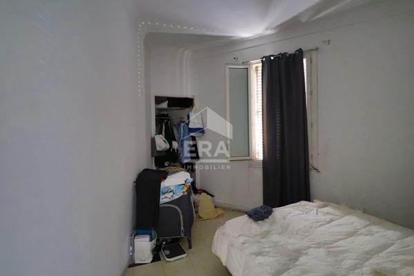 MARSEILLE 10e - ENSEMBLE IMMOBILIER DE RAPPORT - 2 IMMEUBLES ? APPARTEMENTS, COMMERCES & GARAGE