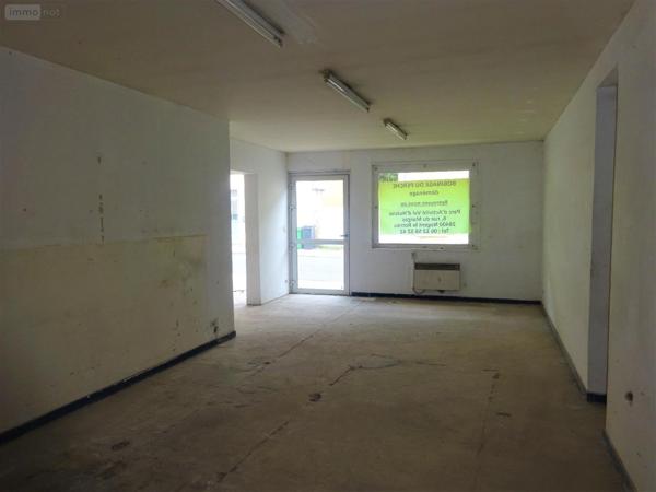 Local commercial à louer à Nogent-le-Rotrou dans l'Eure-et-Loir (28400), ref : LOC NOG 910