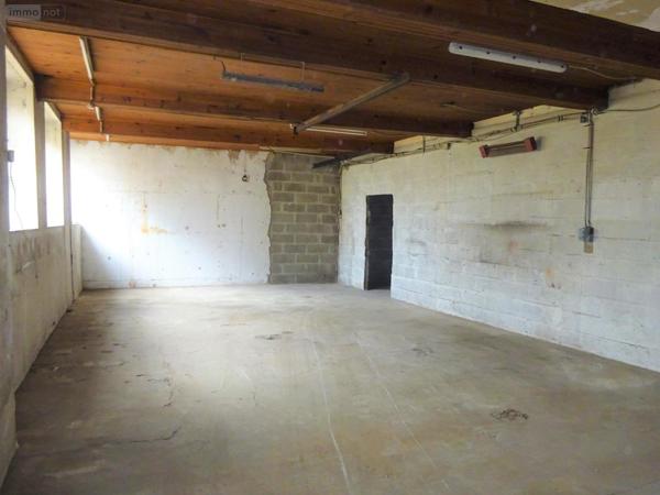 Local commercial à louer à Nogent-le-Rotrou dans l'Eure-et-Loir (28400), ref : LOC NOG 910