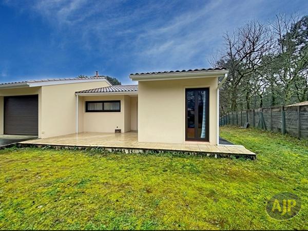 Maison à vendre Lege Cap Ferret - 4 pièces, 80m² avec 2 chambre(s) à 344 700€ - AJP Immobilier Lège-Cap-Ferret