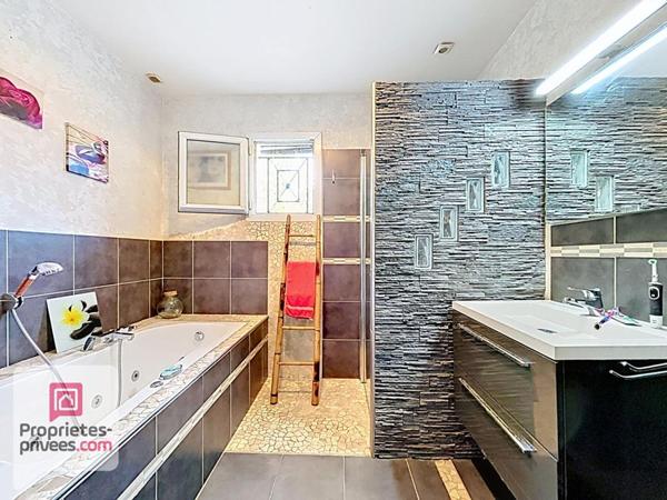 Maison Saint Medard En Jalles 6 pièce(s) 125 m2