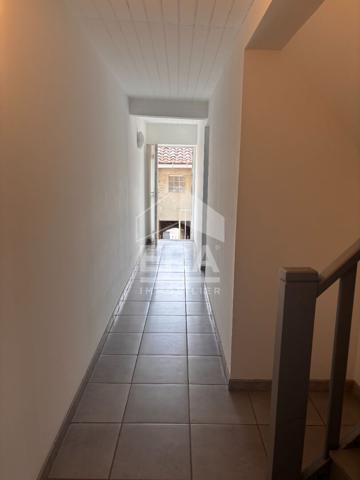 Immeuble Limoux 3 Appartements + Grand Garage et petite dépendance 186 m2  refait entièrement