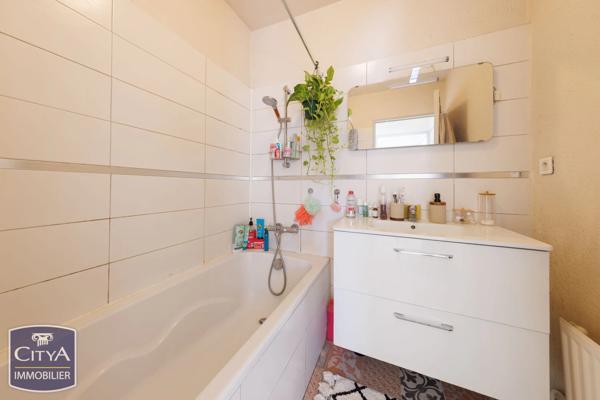 Appartement à vendre 2 pièces 43.04m² Clermont-Ferrand (63000)
