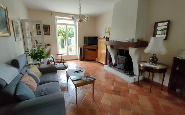 Maison à vendre    6 pièces •  Bernay-Vilbert