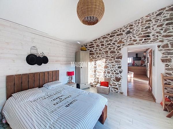 Maison vue mer en pierres avec extension bois, jardin , 3 chambres , sur Plouha