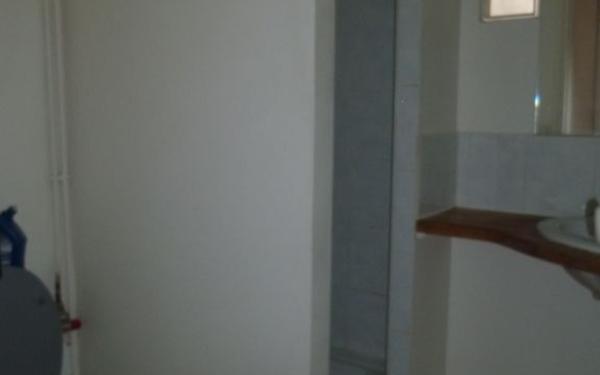 Appartement à louer    1 pièce • 15,93 m2 Issy-les-Moulineaux