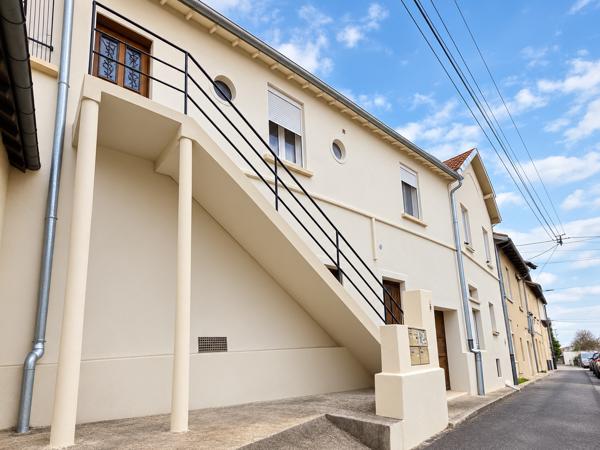 Appartement
         1 pièce
        - 9 m² Exclusivité 50 000 € *