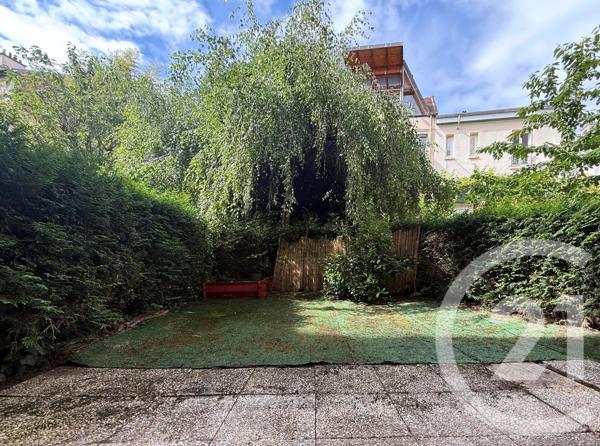 Appartement F2 à vendre  2 pièces - 35 m 2   VINCENNES  - 94