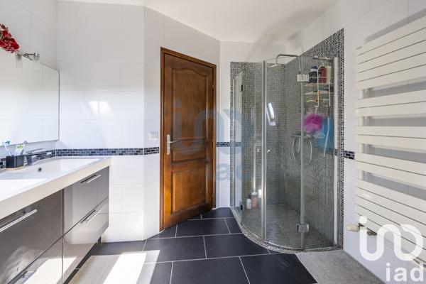 Maison à vendre 6 pièces 140 m² Savigny-sur-Orge