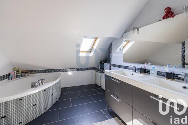 Maison à vendre 6 pièces 140 m² Savigny-sur-Orge