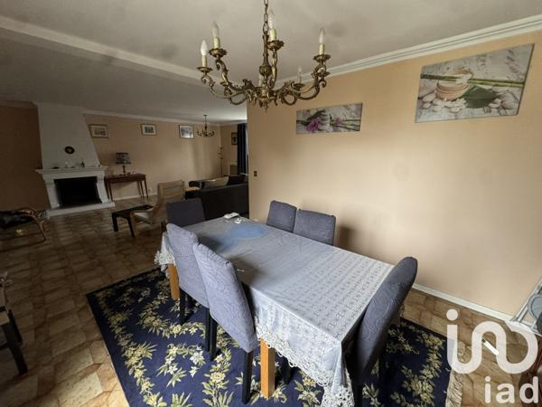 Maison à vendre 6 pièces 136 m² Les Mureaux