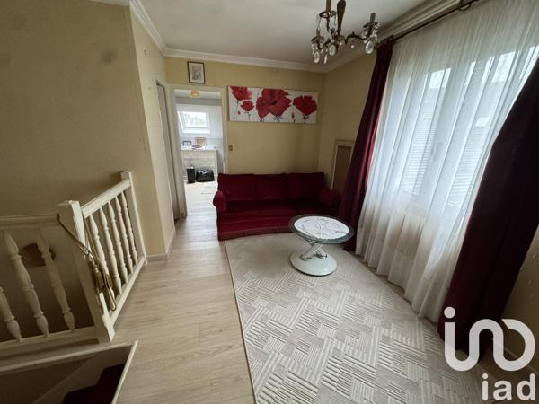 Maison à vendre 6 pièces 136 m² Les Mureaux