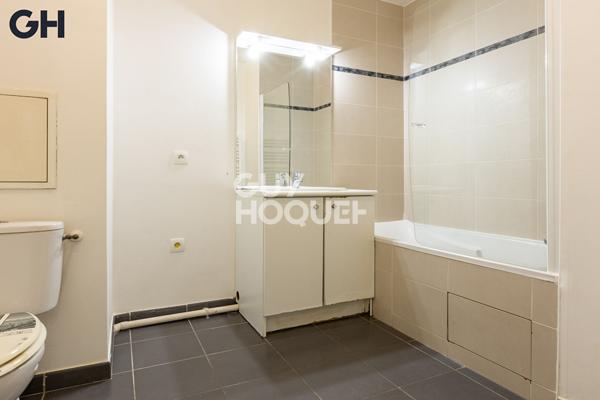 SAVIGNY LE TEMPLE : appartement T2 avec terrasse