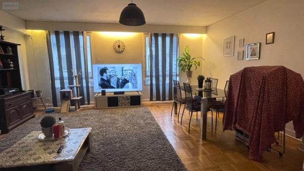 Appartement à vendre à Carhaix-Plouguer dans le Finistère (29270), ref : C212