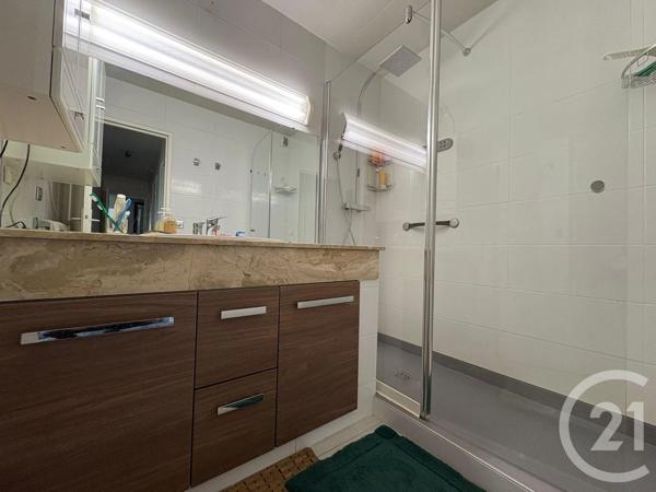 Appartement F5 à vendre  5 pièces - 99 m 2   ERAGNY SUR OISE  - 95