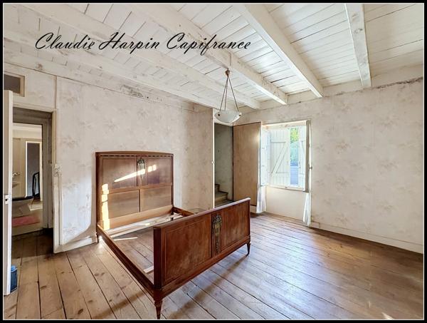 Maison à vendre 5 pièces MAZIERES EN GATINE (79) Maison de village à rénover, parcelle environ 323 m²/ 2 logements possible
