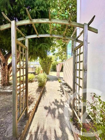 Maison à vendre  5 pièces - 71 m 2   VAUJOURS  - 93