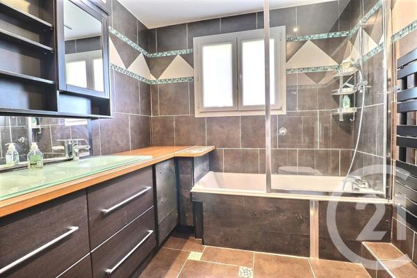 Maison à vendre  5 pièces - 71 m 2   VAUJOURS  - 93