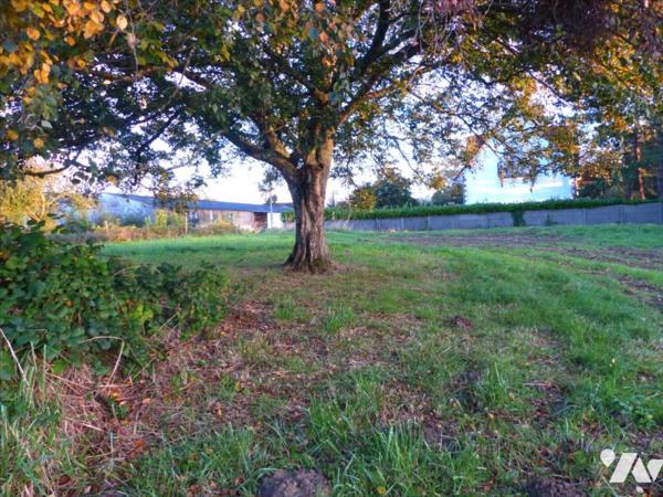 SAINT SYMPHORIEN LE VALOIS