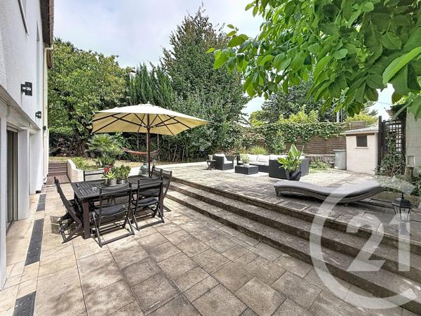 Maison à vendre  9 pièces - 219,17 m 2   GONESSE  - 95
