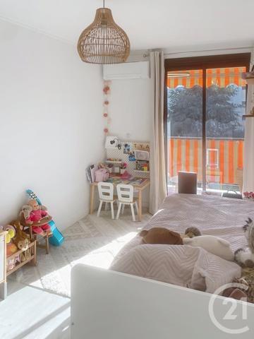 Appartement à vendre  4 pièces - 77,27 m2 CAGNES SUR MER - 06