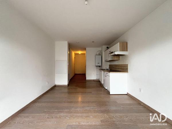 Location appartement 1 pièce 29 m² Neuilly-Plaisance