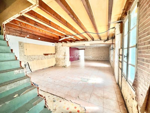 Maison à vendre 5 pièces 4 chambres SAINT HILAIRE LA PALUD (79) Maison 160 m² à rénover – gros potentiel