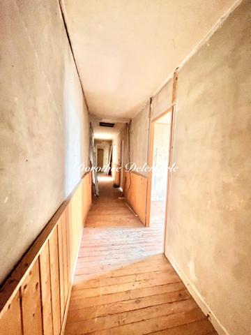 Maison à vendre 5 pièces 4 chambres SAINT HILAIRE LA PALUD (79) Maison 160 m² à rénover – gros potentiel