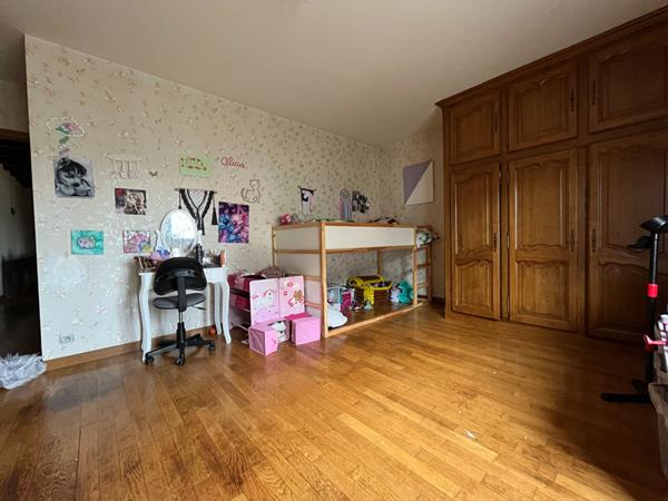 Immeuble  de rapport, Chaussin 8 pièce(s) 149 m2 + garage + parking + terrasse privée