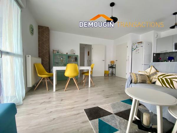 A QUELQUES PAS DES COMMODITES – TYPE 3 AVEC TERRASSE ET STATIONNEMENTS