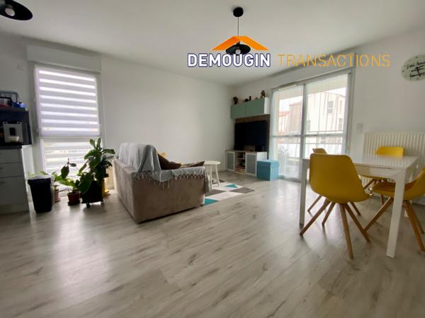 A QUELQUES PAS DES COMMODITES – TYPE 3 AVEC TERRASSE ET STATIONNEMENTS