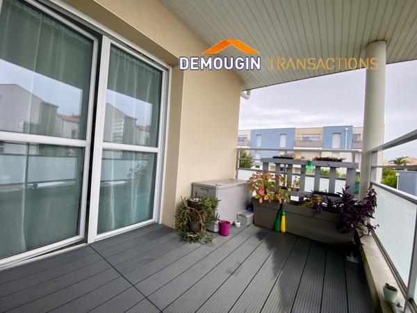 A QUELQUES PAS DES COMMODITES – TYPE 3 AVEC TERRASSE ET STATIONNEMENTS