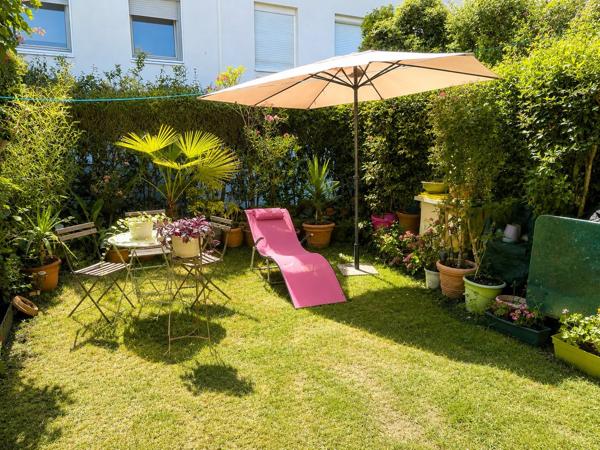 Maison
         5 pièces
        - 117 m² Exclusivité 350 000 € *