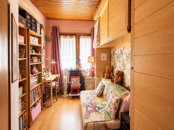 Maison
         5 pièces
        - 117 m² Exclusivité 350 000 € *