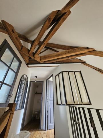 Poitiers centre-ville, appartement T3 en duplex avec parking et cave