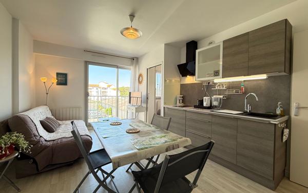 Appartement à vendre    2 pièces •  Saint-Palais-sur-Mer
