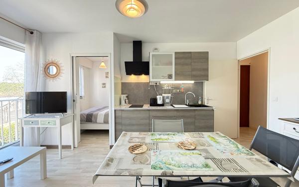 Appartement à vendre    2 pièces •  Saint-Palais-sur-Mer