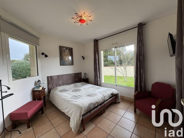 Maison traditionnelle 5 pièces de 130 m² à Morlaàs (64160)