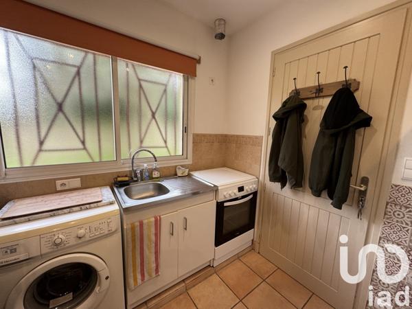 Maison traditionnelle 5 pièces de 130 m² à Morlaàs (64160)