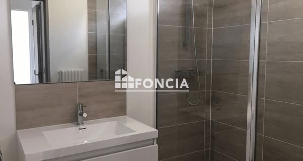 Location Studio 31.56 m² - La Varenne St Hilaire 94210