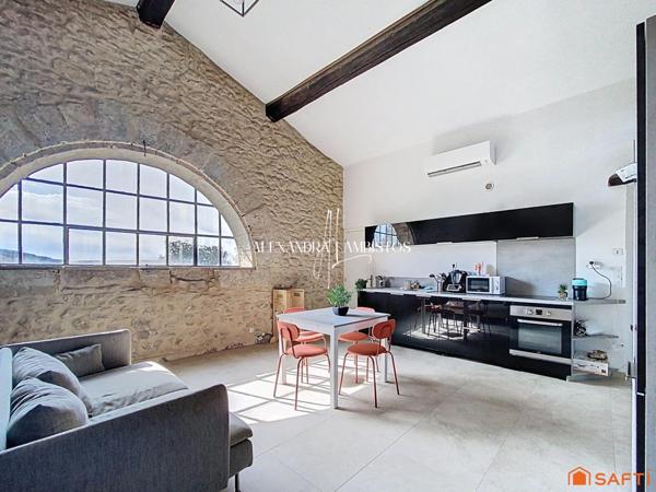 Appartement avec grand garage - 4 pièces - 94m²
