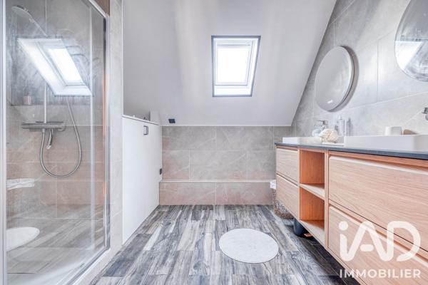 Maison à vendre 6 pièces 183 m² Ozoir-la-Ferrière