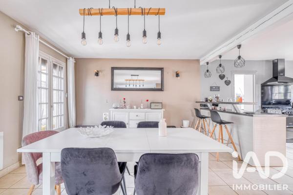 Maison à vendre 6 pièces 183 m² Ozoir-la-Ferrière
