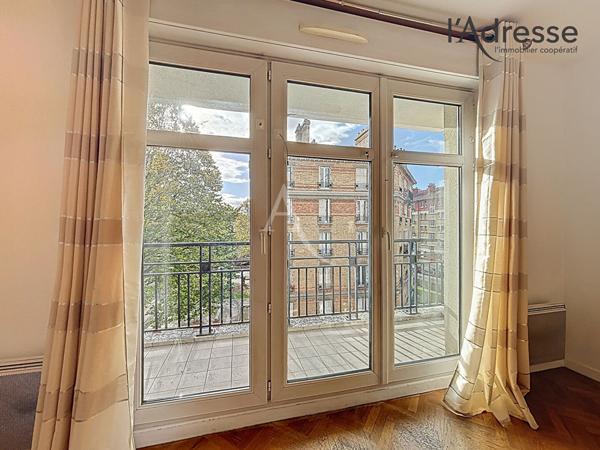 Suresnes - Marché Caron - 4 pièces de 94m² cave parking