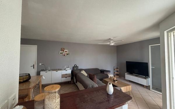 Appartement à louer    3 pièces •  Sainte-Anne