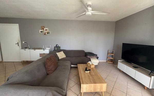 Appartement à louer    3 pièces •  Sainte-Anne