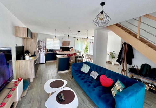 Maison Vendome 6 pièce(s) 123 m2