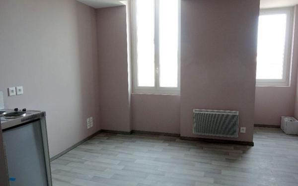 Appartement à louer    17 m2 Albi